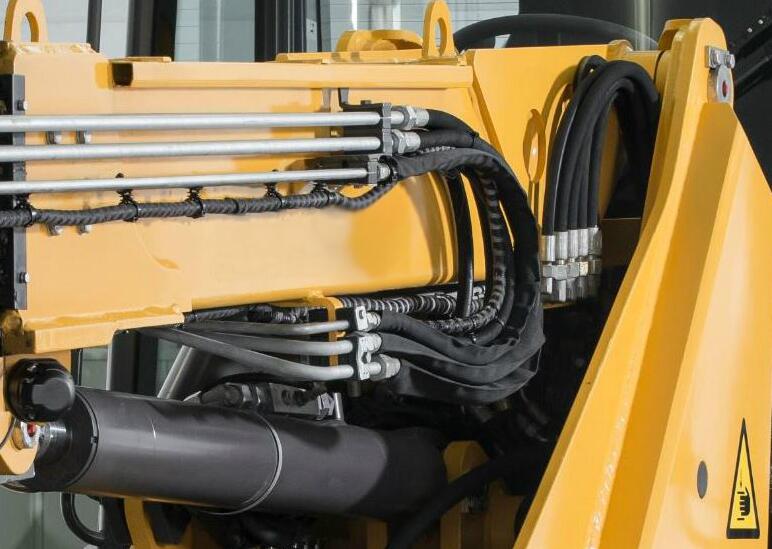 Гидролиния на экскаватор JCB
